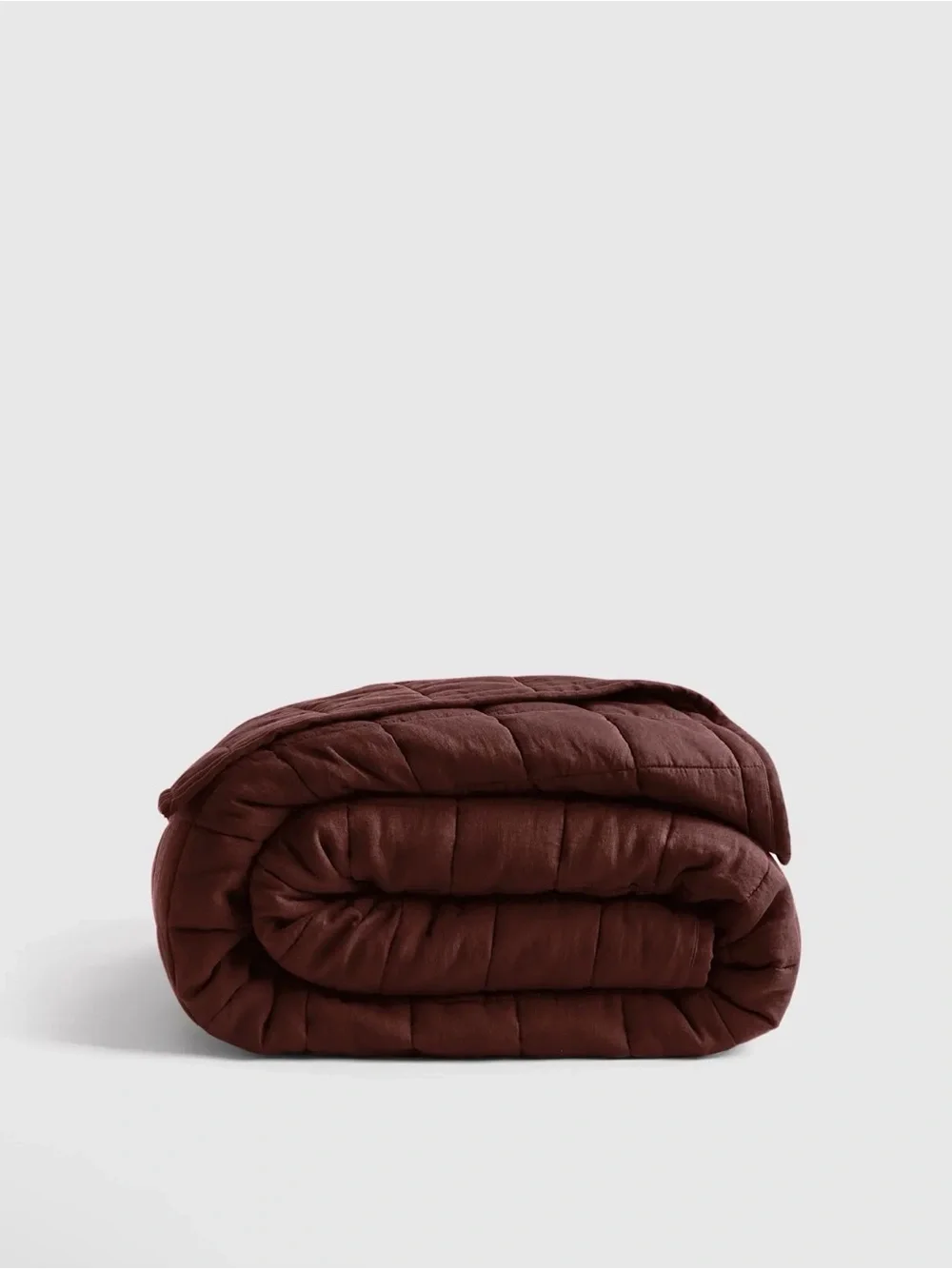 Quince European Linen Box Quilt in Burgundy King/Cal King 1020